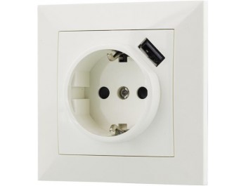 Vägguttag med USB-laddning 